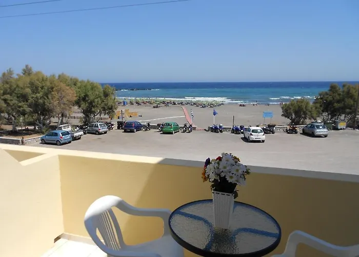 To Let Rena Monolithos