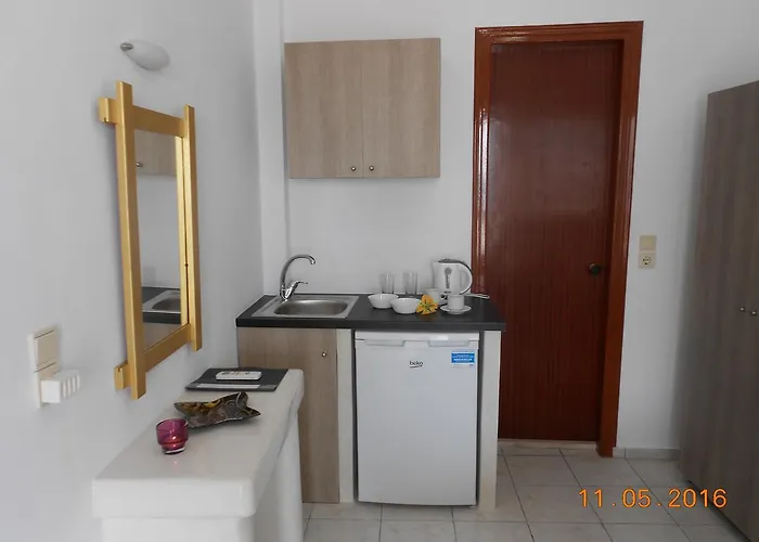 Pensión To Let Rena